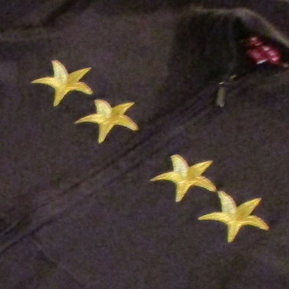 JJ BASICS 2PC KNIT SET ¾” PANTS AND HOODIE W/STARS - Picture 16 of 16